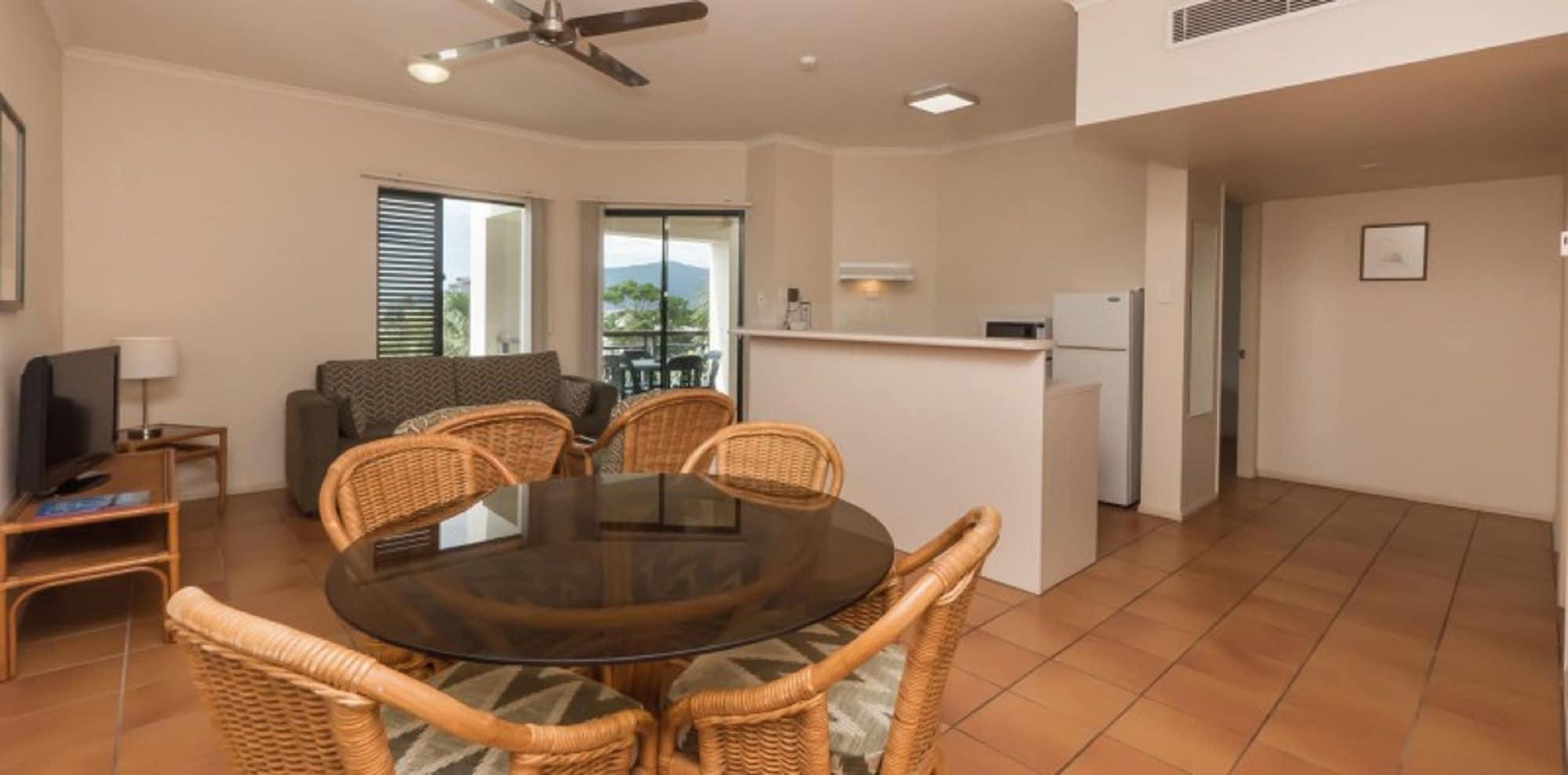 Tropic Towers Apartments Cairns Dış mekan fotoğraf