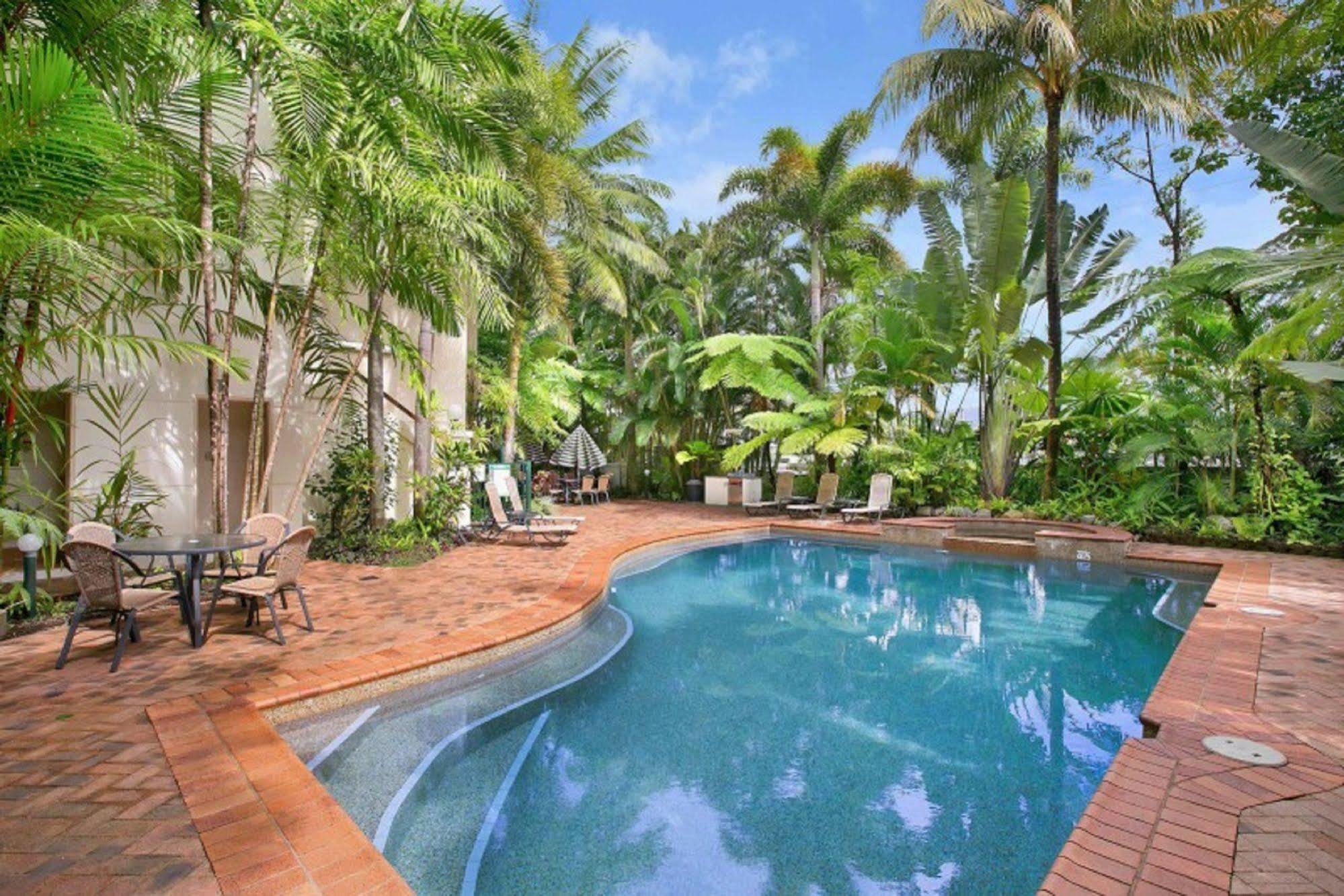 Tropic Towers Apartments Cairns Dış mekan fotoğraf